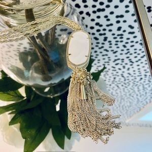 Kendra Scott Rayne Gold Necklace in Ivory Pearl